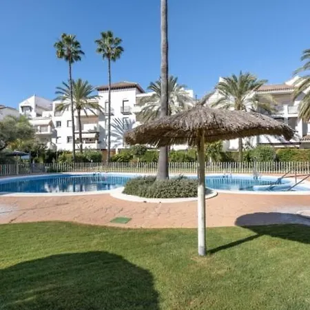Apartment Paraiso Del Golf Free Parking By Staycare