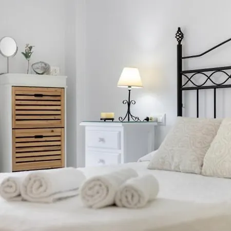 Paraiso Del Golf Free Parking By Staycare *