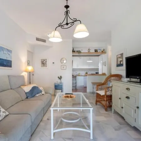 Apartment Paraiso Del Golf Free Parking By Staycare Rota